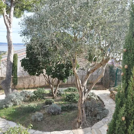 Near Les Etangs De Bages Villa