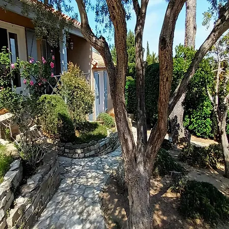 Near Les Etangs De Bages